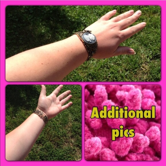 Cameo Bracelet - Picture 6 of 6